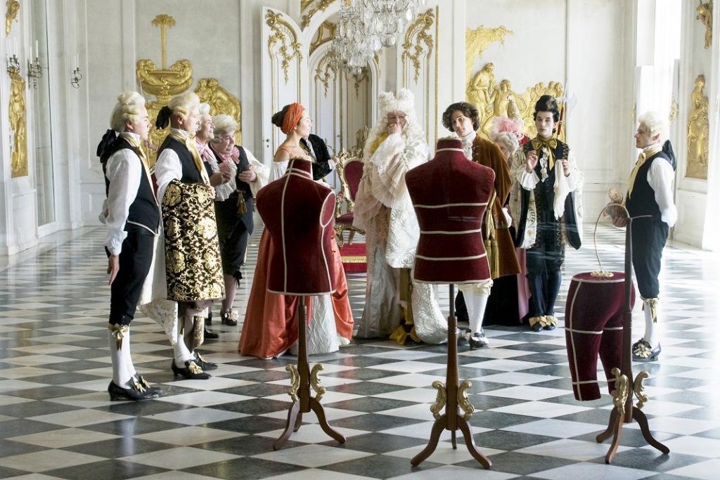 Des Kaisers neue Kleider (2010): Drehort sind die Neuen Kammern in Schloss Sanssouci / © WDR/Frank Schirrmeister