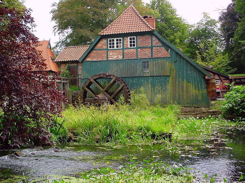 Rumpelstilzchen (1940): Die Grander Mühle im 21. Jahrhundert / © Reinhard Kraasch/Wikimedia/CC-BY-SA 4.0 DE